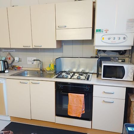 Appartamento Al Ponte Adiacente Al Parco, Vicino All'Ospedale E Centro 特伦托 外观 照片
