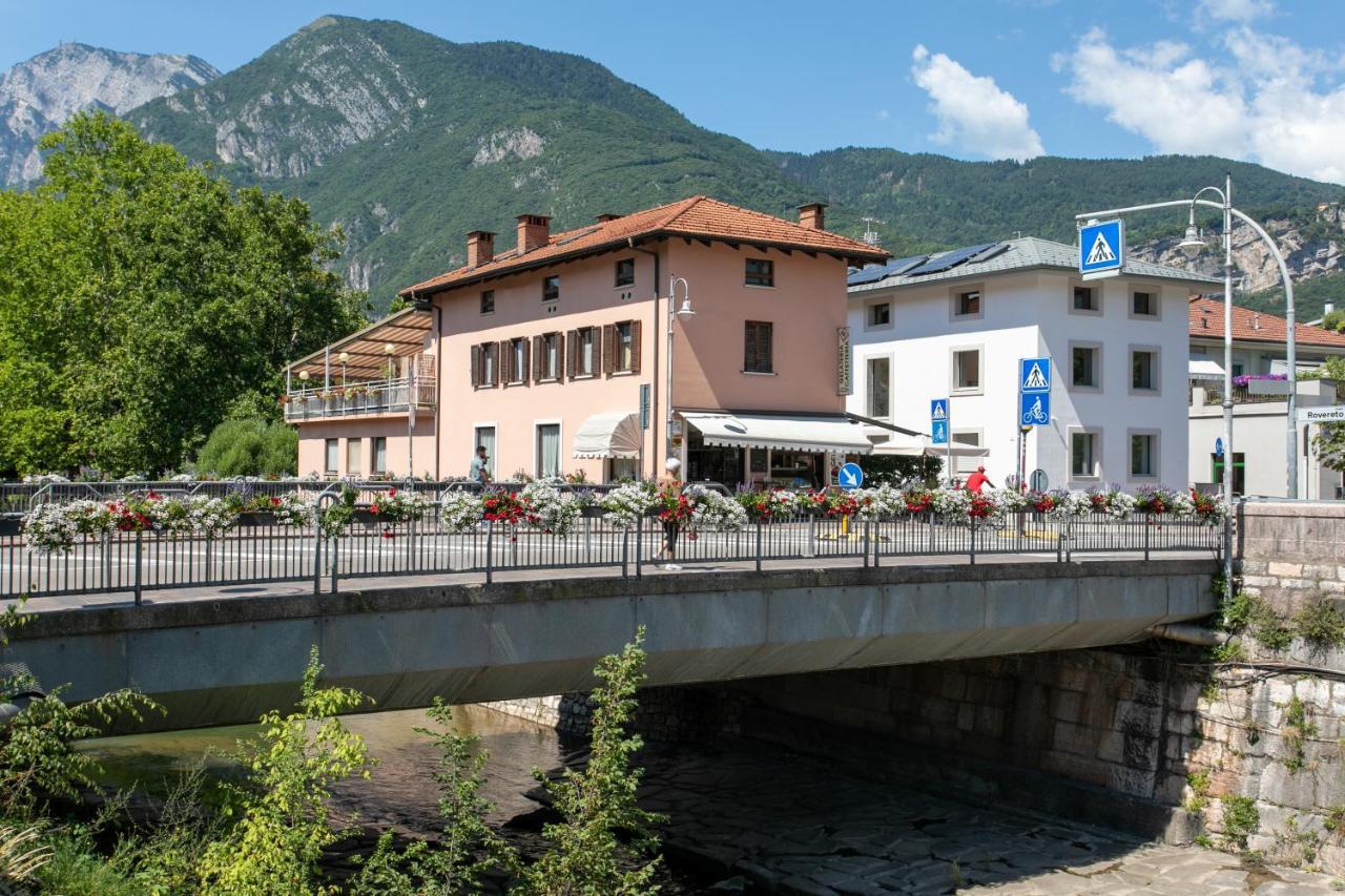 Appartamento Al Ponte Adiacente Al Parco, Vicino All'Ospedale E Centro 特伦托 外观 照片