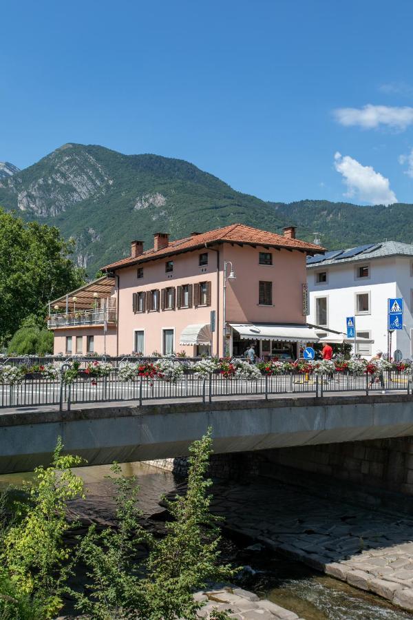 Appartamento Al Ponte Adiacente Al Parco, Vicino All'Ospedale E Centro 特伦托 外观 照片