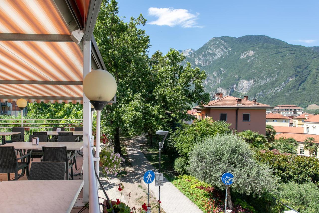 Appartamento Al Ponte Adiacente Al Parco, Vicino All'Ospedale E Centro 特伦托 外观 照片